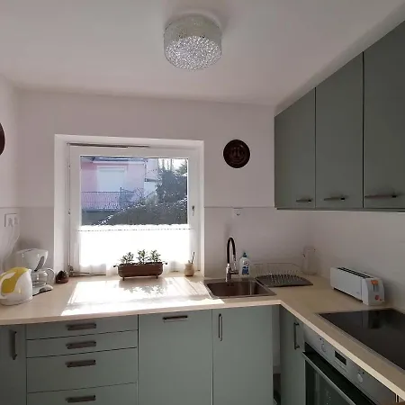 Agnes Nyaralohaz بيت للعطل