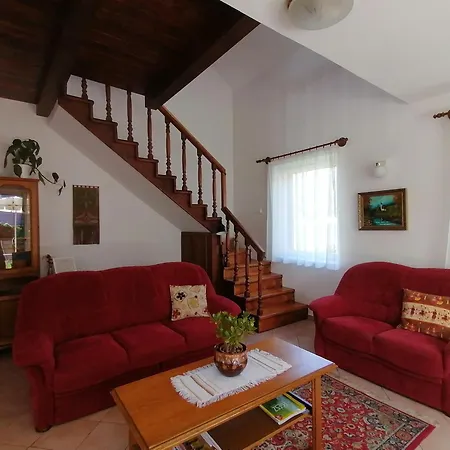 بيت للعطل Agnes Nyaralohaz